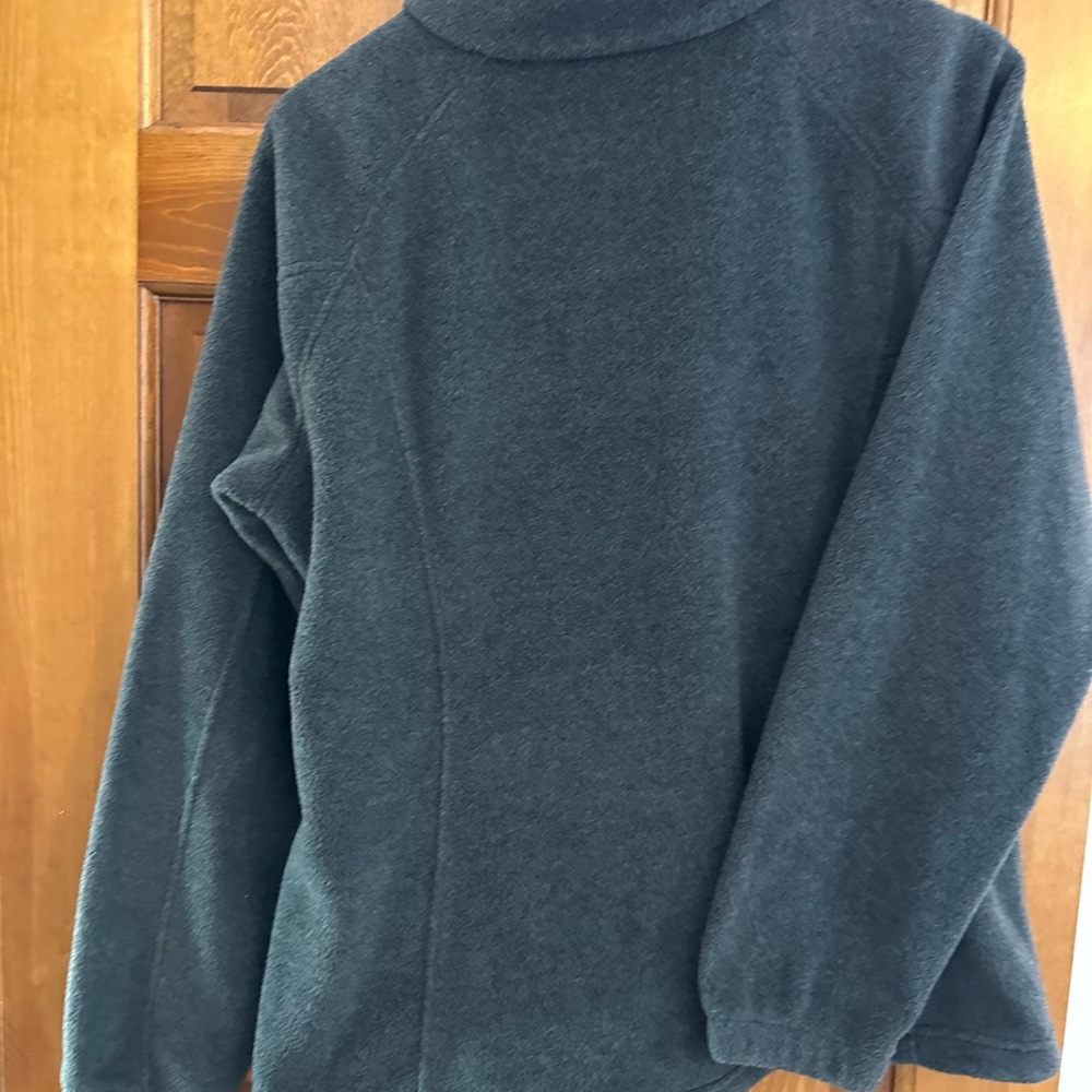 Women’s Columbia Charcoal Fleece Jacket - Picture 4 of 5